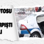 Polis ekip otosu ile minibüs çarpıştı 4 yaralı