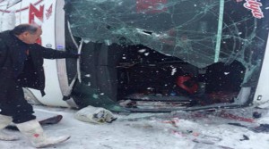 Malatya Firmasının Otobüsü Devrildi 25 Yaralı