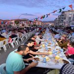Yeşilyurt Belediyesi İftarlarına Yoğun Katılımla Gerçekleşiyor