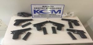 Malatya’da Çok Sayıda Silah Ele Geçirildi
