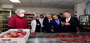 Başkan Çakır, Nergis Et Entegre Tesisinde İncelemelerde Bulundu