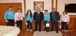 Vali Kaban, Dereceye Giren Sporcuları Kabul Etti