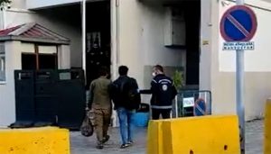 Malatya’da Bir Kamyonette 14 Düzensiz Göçmen Yakalandı