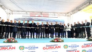 Yılmaz: “Selahattin Başkan Hizmetleriyle Emaneti Devrediyor”