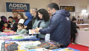 Elazığ Belediyesi Kitap Fuarı’na Yoğun İlgi
