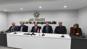 Malatya İl Başkanı Bakan, Zirai Don Olayı İle İlgili Bilgilendirme Toplantısı Düzenledi