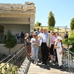 Başkan Er, Hayvanat Bahçesinde Öğrencilerle Bir Araya Geldi