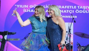 Estetik Ödüllerinde Ünlü Akını