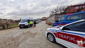 Okullarda Trafik Tedbirleri ve Okul Servis Araçlarının Denetimi Hız Kesmeden Devam Ediyor