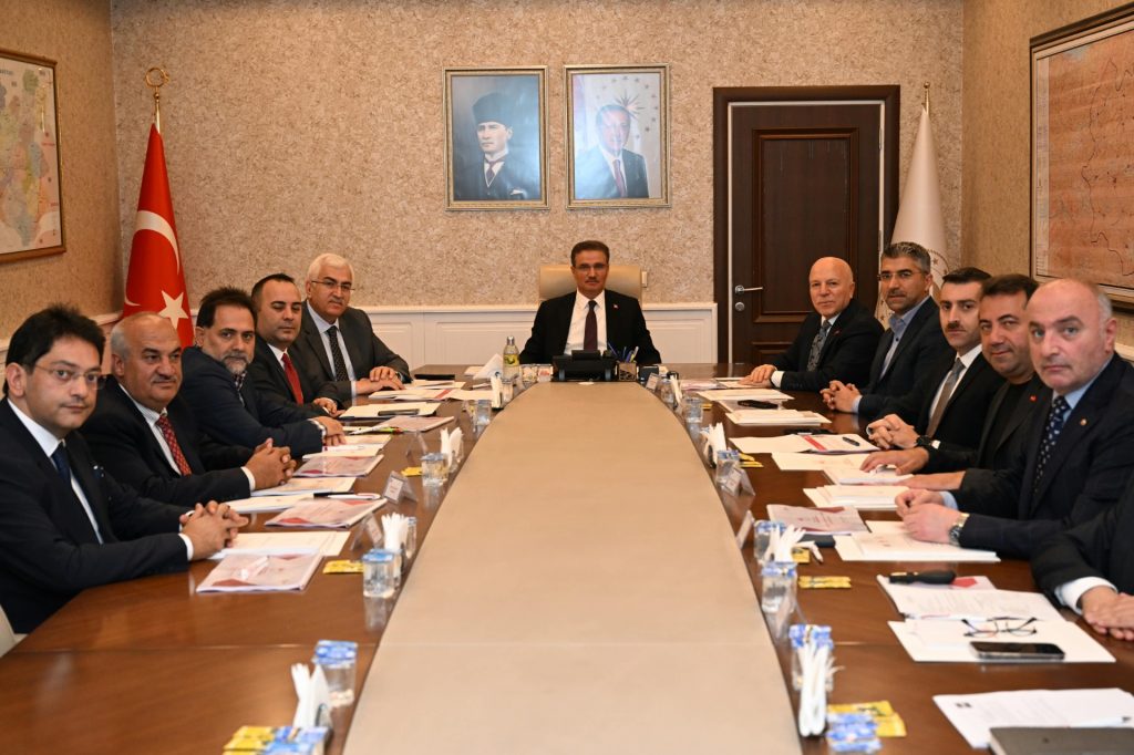 Başkan Özakalın’ın Katılımıyla Aziziye Besi TDİOSB toplantısı yapıldı