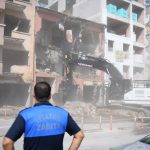 Yeşilyurt belediyesi’nden metruk yapılara kararlı müdahale!