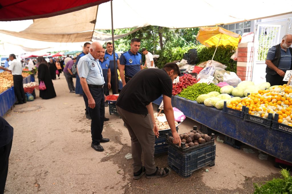 Battalgazi’de Semt Pazarlarına Yönelik Denetimler Sürüyor