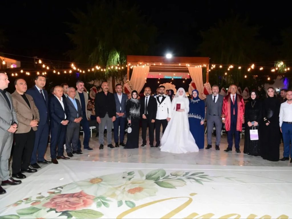 Malatya’da Siyaset Ve Basın Dünyasını Buluşturan Düğün