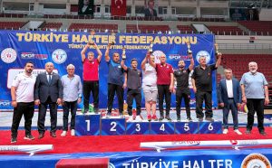 Haltercilerden Çifte Başarı