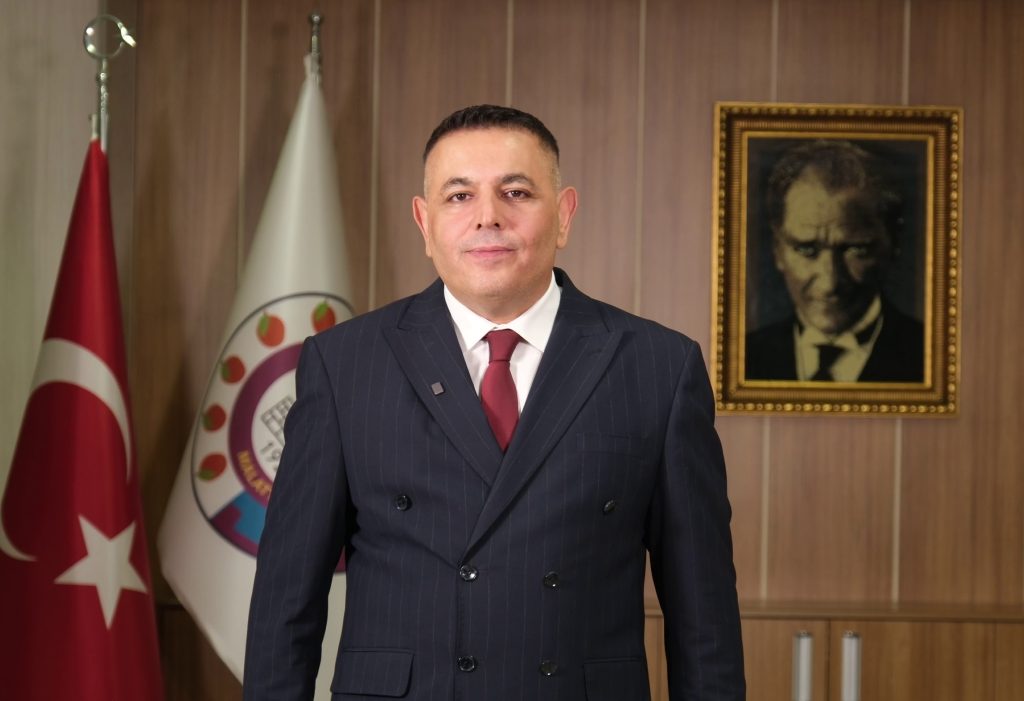 Sadıkoğlu’ndan İki Yeni Proje Daha