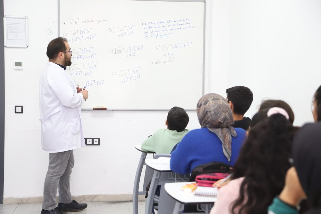 Battalgazi Belediyesinden 450 Öğrenciye Ücretsiz Eğitim Desteği